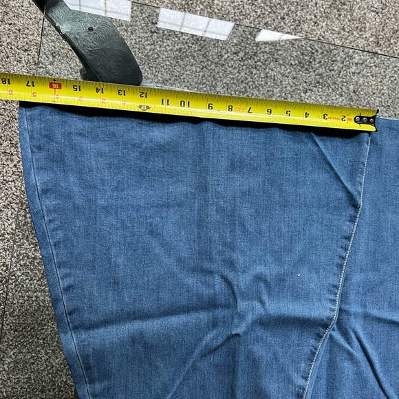 26. Free People Just Float in Flare Jeans Jericho Blue - Picture 7 of 10